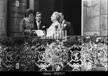 Change of Throne April 30, after abdication Beatrix and Juliana appeared on balcony of Palace on Dam, April 30, 1980, abdications, changes of throne, The Netherlands, 20th century press agency photo, news to remember, documentary, historic photography 1945-1990, visual stories, human history of the Twentieth Century, capturing moments in time