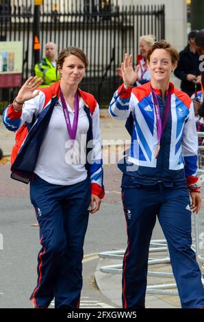 Anne Panter and Hannah Macleod Team GB Olympians leaving Buckingham Palace after the victory parade. London 2012 Olympics hockey players Stock Photo