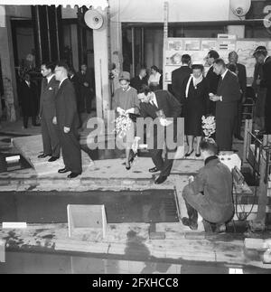 Royal couple of Thailand visiting Water Cycle Laboratory in Delft, The Netherlands, October 25, 1960, royal couples, The Netherlands, 20th century press agency photo, news to remember, documentary, historic photography 1945-1990, visual stories, human history of the Twentieth Century, capturing moments in time Stock Photo