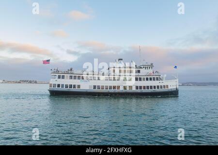 San Diego, United States. 26th May, 2021. A Hornblower cruise reopens in San Diego, California on Wednesday, May 26, 2021. (Photo by Rishi Deka/Sipa USA) Credit: Sipa USA/Alamy Live News Stock Photo