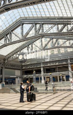 The Moynihan Train Hall (MTH) is located in the historic James A. Farley Post Office Building, New York City, USA Stock Photo