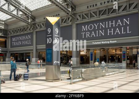 The Moynihan Train Hall (MTH) is located in the historic James A. Farley Post Office Building, New York City, USA Stock Photo