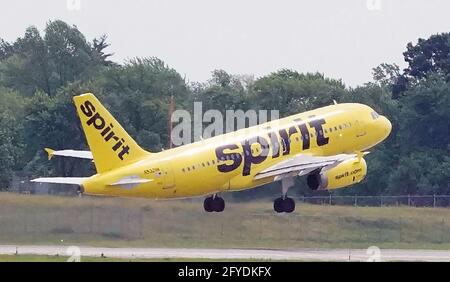 St. Louis United States. 27th May 2021. A Spirit Airlines plane takes