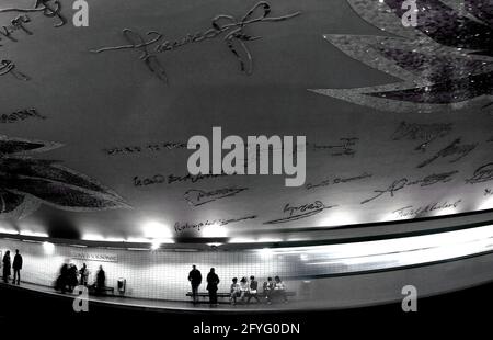 FRANCE. PARIS (75) METRO, STATION CLUNY LA SORBONNE, BOULEVARD SAINT-MICHEL. THE STATION IS OPEN 1930 THEN CLOSED BETWEEN 1939 ET1988 BECAUSE IT IS CO Stock Photo