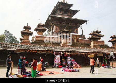 Street vendors at Durbar Square, Kathmandu, Nepal Stock Photo