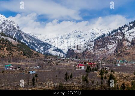 Paragliding in Manali, Himachal Pradesh Stock Photo