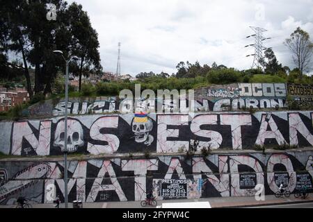 Bogota, Cundinamarca, Colombia. 28th May, 2021. a mural that says ''they are killing us'' on a new day of protests in BogotÃ¡ in the context of the month-long commemoration of the start of the national strike in Colombia against the Government of Ivan Duque, on March 28, 2021. Credit: Daniel Romero/LongVisual/ZUMA Wire/Alamy Live News Stock Photo