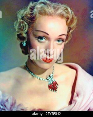 MARLENE DIETRICH (1901-1992) German-American film actress about 1970 Stock Photo