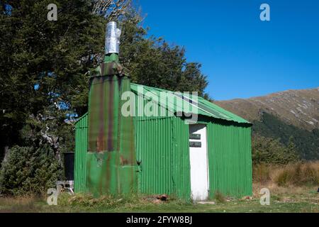 'Bealey Top Hut'' Musterer's hut on Bealey Spur track, Arthurs Pass, Canterbury, South Island, New Zealand Stock Photo