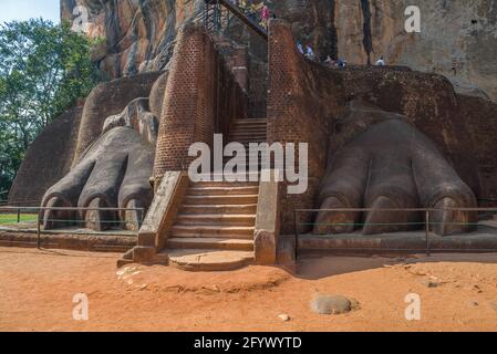 Lion paws at the stairs to the royal palace on the top of Sigiriya Mount. Sri Lanka Stock Photo