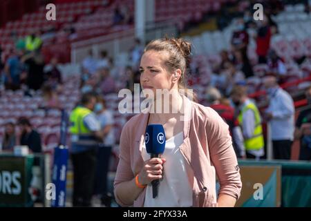 Gloucester, UK. 30th May, 2021. Emily Scarratt during the Allianz Premier 15s Final between Saracens Women and Harlequins Women at Kingsholm Stadium in Gloucester, England. Credit: SPP Sport Press Photo. /Alamy Live News Stock Photo