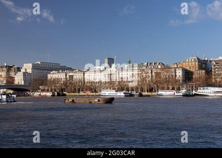 UK, England, London, River Thames with Somerset House and Waterloo Bridge on Victoria Embankment Stock Photo