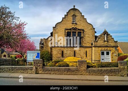 UK, South Yorkshire, Barnsley, Cawthorne Methodist Church Stock Photo