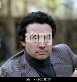 Giancarlo Del Monaco, italienischer Opernregisseur und Intendant des Staatstheater Kassel, Portrait, 1980. Giancarlo Del Monaco, Italian Opera director, artistic director of Opera houses, portrait, 1980. Stock Photo