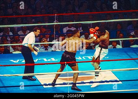 Mike Tyson vs. Michael Spinks in  heavyweight championship title fight where Tyson won in 91 seconds in the first round. Stock Photo