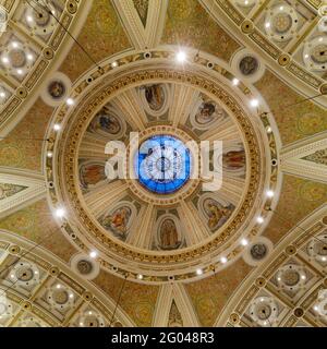 San Jose, California - May 30, 2021: Interior of the large dome at  the Cathedral Basilica of St. Joseph. Stock Photo
