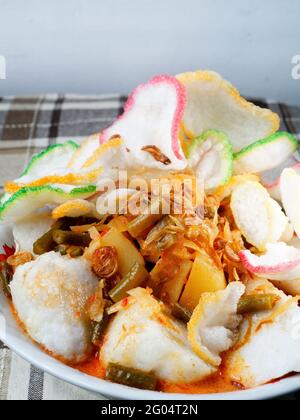 Traditional Indonesian culinary food, Sayur asam soup Stock Photo - Alamy