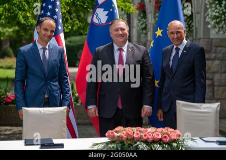 Secretary of State Michael R. Pompeo poses for a photo with Slovenian Prime Minister Janez Jansa and Slovenian Foreign Minister Anze Logar at the 5G Joint Declaration Signing Ceremony in Bled, Slovenia, on August 13, 2020. Stock Photo