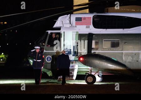 President Donald J. Trump boards Marine One Monday, Jan. 20, 2020, en route to Joint Base Andrews to begin his trip to Davos where he’ll participate in the World Economic Forum annual meetings