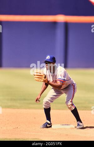Montreal Expos baseball player Delino DeShields -- Please credit  photographer Kirk Schlea Stock Photo - Alamy