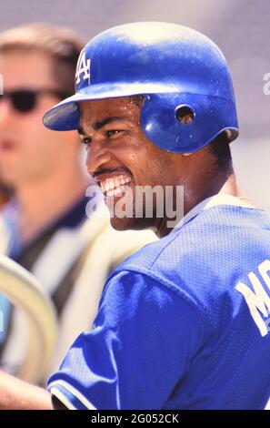 Dodgers: Who Is the Better Player, Raul Mondesi or Yasiel Puig?