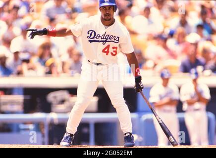 Los Angeles baseball player Brett Butler at bat -- Please credit  photographer Kirk Schlea Stock Photo - Alamy