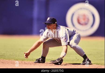 Chuck Knoblauch Minnesota Twins has confrontation with teenage fan in  Seattle about autographs 1995 