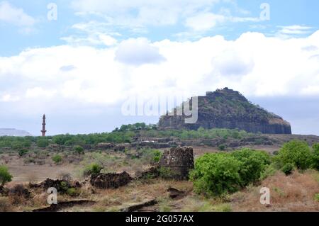 Beautiful view of Devgiri Daulatabad Fort in Aurangabad, Maharashtra, India under a cloudy sky Stock Photo