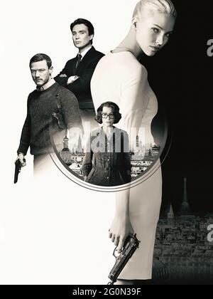 USA. Sasha Luss and Cillian Murphy in a scene from the ©Summit