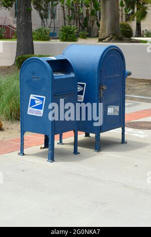 us postal service mailing forward