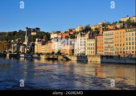 FRANCE, RHONE (69) LYON, DISTRICT OF VIEUX LYON, FACADES ON THE QUAYS OF THE SAONE RIVER Stock Photo