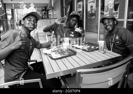 JOHANNESBURG, SOUTH AFRICA - Jan 06, 2021: Pretoria, South Africa - June 28 2014: Staff at Burger King Restaurant Opening Day Stock Photo