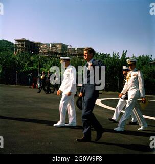 KN-C29275              2 July 1963  Trip to Europe: Italy, Naples: President Kennedy arrives at NATO, (North Atlantic Treaty Organization) Headquarters, 4:30PM  Please credit 'Robert Knudsen. White House Photographs. John F. Kennedy Presidential Library and Museum, Boston' Stock Photo