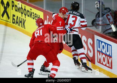 Riga, Arena Riga, Final, Finland. 06th June, 2021. Canada (2021 IIHF Ice  Hockey World Championship), head coach Gerard Gallant (Canada) with #2 Braden  Schneider (Canada), #13 Gabriel Vilardi (Canada), #11 Jaret Anderson-Dolan (