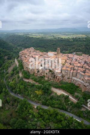 Aerial view of the old town of Pitigliano, called 'the little Jerusalem'. Grosseto district, Tuscany, Italy, Europe.