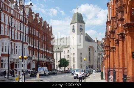 Pont Street, London, UK Stock Photo