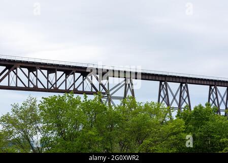 View of the Cap-Rouge railroad trestle bridge built in 1908 Stock Photo