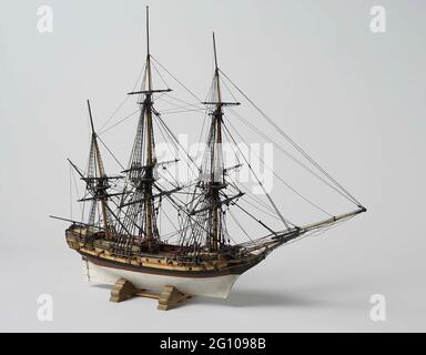 Model or a 22-gun Frigate. Polychromed, witted small decorative block model. Two and twenty pieces are arranged in one layer (two missing). Four levels: bottom shade (portholes), intermediate deck, closed baking deck and semi-deck with running walks, top campanut. The sheek image is a woman with hat and lance. Wrinkled mirror, hollow wulf with two gates, overhang of two floors with westergang and gold-plated carving of draperies and corner characters; Side galleries of two floors with draperies and fish tail. Straight stir with square roofing, steering wheel on the semi-deck. The seam walks so Stock Photo