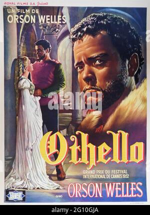 ORSON WELLES and SUZANNE CLOUTIER as Desdemona in OTHELLO 1951 director ORSON WELLES play by William Shakespeare Italy - Morocco - USA Scalera Film / Mercury Productions / Royal Films Stock Photo