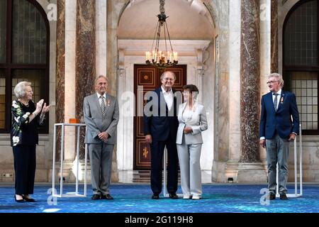 Amsterdam, Niederlande. 04th June, 2021. Princess Beatrix of The Netherlands at the Royal Palace in Amsterdam, on June 04, 2021, to hand out the Silver Carnations of the Prince Bernhard Cultuurfonds to people who have made a voluntary and unpaid contribution to culture or nature Credit: Albert Nieboer/Netherlands OUT/Point de Vue OUT/dpa/Alamy Live News Stock Photo