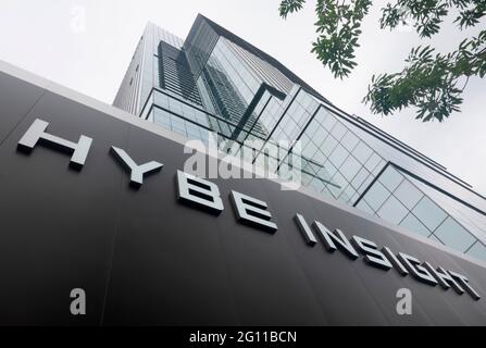 HYBE, June 1, 2021 : The new headquarters building of HYBE