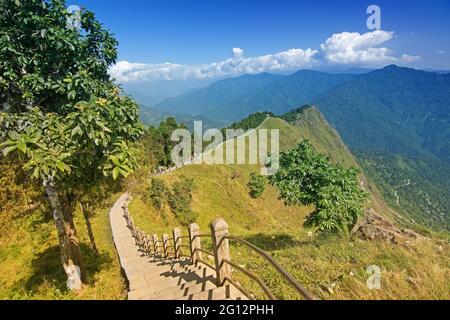 Tarey Bhir point is a favourite tourist spot.The word 'Bhir' means cliff in the local Nepal language,about 10,000 feet long path, a breathtaking viewp Stock Photo