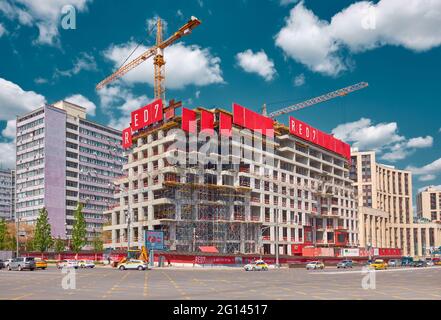 Construction industry, construction of residential apartments in Moscow on the Garden Ring: Moscow, Russia - May 26, 2021 Stock Photo