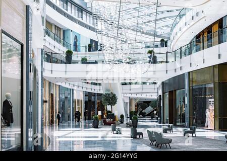 Fashion Avenue, Dubai Mall, Dubai, United Arab Emirates Stock Photo - Alamy