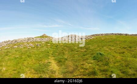 Caer Drewyn an iron age hill fort with dry stone ramparts to the north of Corwen North Wales dated to 500 BC Stock Photo