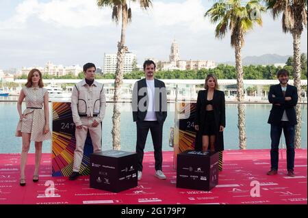 Malaga, Spain. 05th June, 2021. Cast members Salva Reina, Ana Polvorosa, Andrea Duro, Pol Monem and director Martin Cuervo attend the photocall of the film 'Con quien viajas'. The new edition of the 24th Malaga Spanish Film Festival, great cinematographic event in Spain, present the films candidates to win the 'Biznaga de Oro' prize, following all measures to prevent the spread of coronavirus and to guarantee a secure event. The festival will be held from 3 to 13 June. Credit: SOPA Images Limited/Alamy Live News Stock Photo