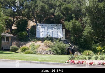 Newhall, California, USA 4th June 2021 A general view of atmosphere of Eternal Valley Memorial Park on June 4, 2021 at 23287 Sierra Hwy in Newhall, California, USA. Photo by Barry King/Alamy Stock Photo Stock Photo