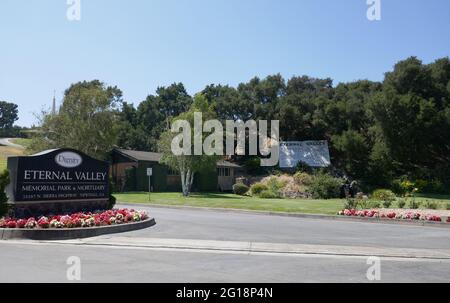 Newhall, California, USA 4th June 2021 A general view of atmosphere of Eternal Valley Memorial Park on June 4, 2021 at 23287 Sierra Hwy in Newhall, California, USA. Photo by Barry King/Alamy Stock Photo Stock Photo