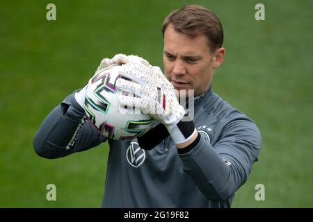 Seefeld, Austria. 06th June, 2021. Soccer: National team, training camp. Germany's goalkeeper Manuel Neuer in action during training. Credit: Federico Gambarini/dpa/Alamy Live News Stock Photo