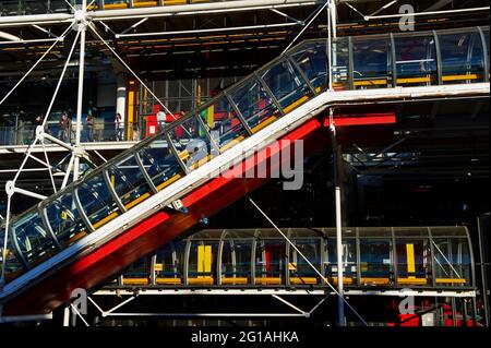 France, Paris, Pompidou centre (Beaubourg) from Renzo Piano, Richard Rogers et Gianfranco Franchini architects Stock Photo